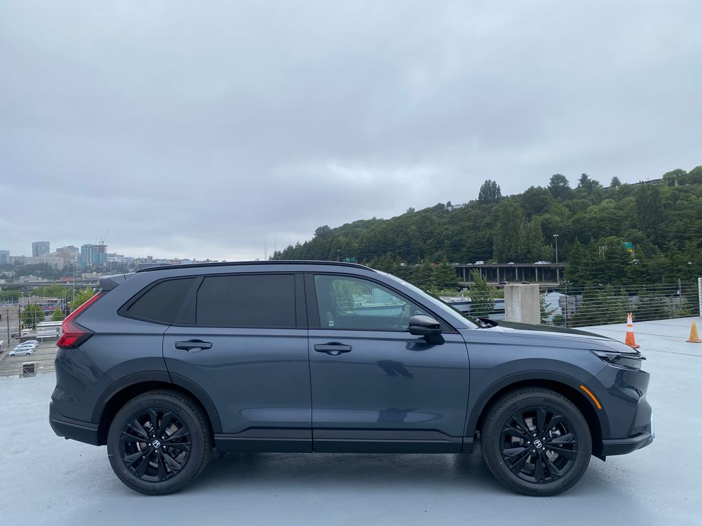 View vehicle photo 3