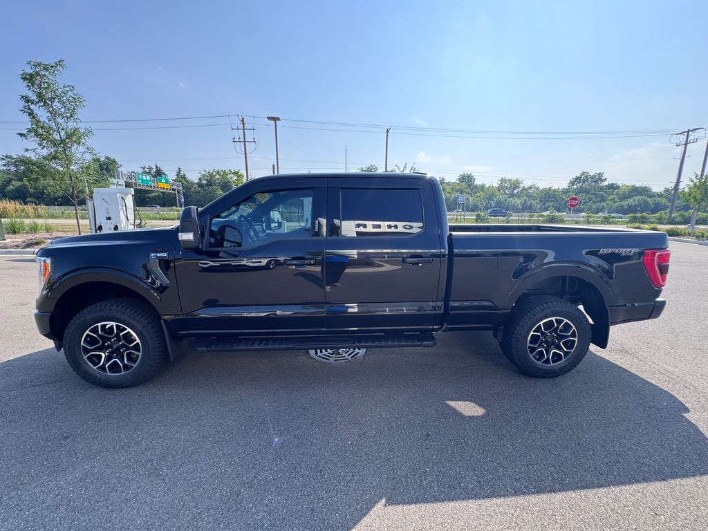 Certified Used 2023 Agate Black Metallic Ford XLT image 5