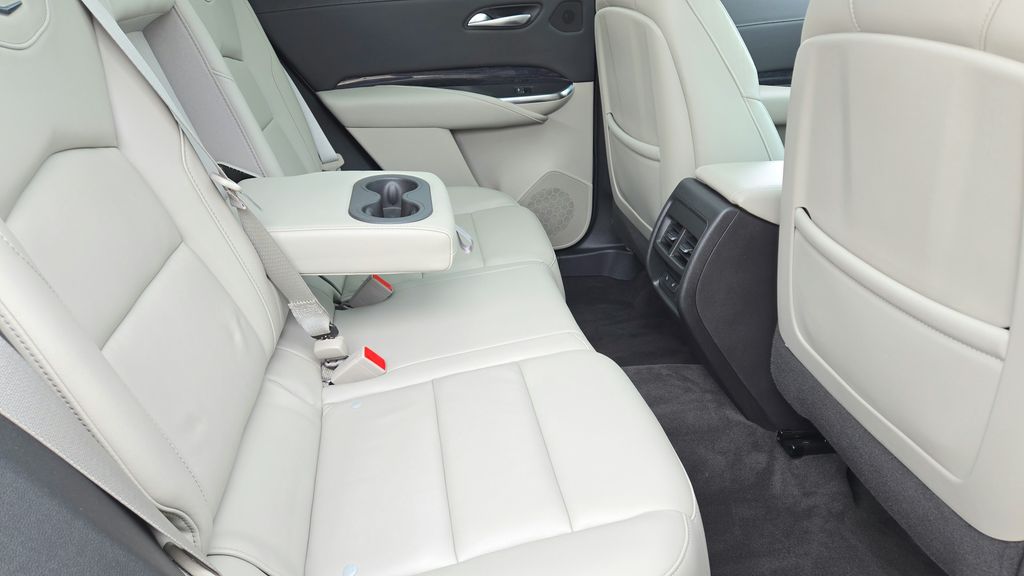 2023 Cadillac XT4