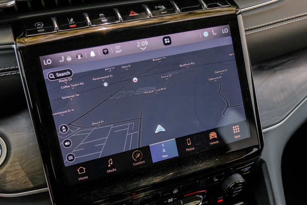 used 2022 Jeep Grand Cherokee car, priced at $28,000