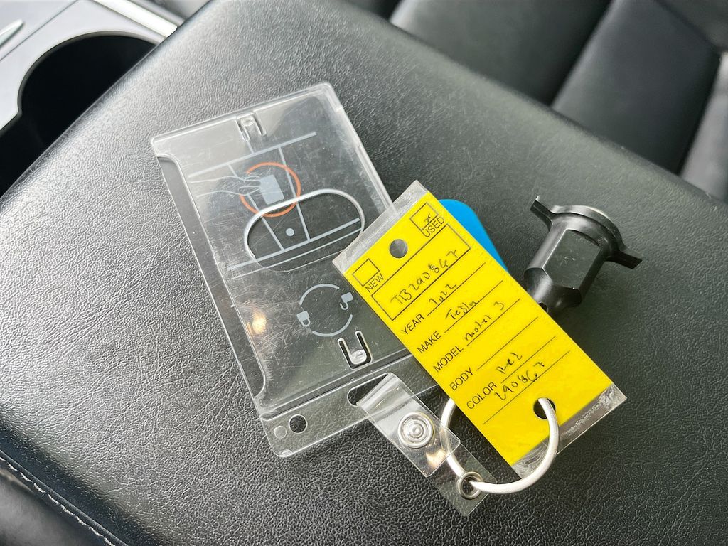Used 2022 Red Tesla Base image 34