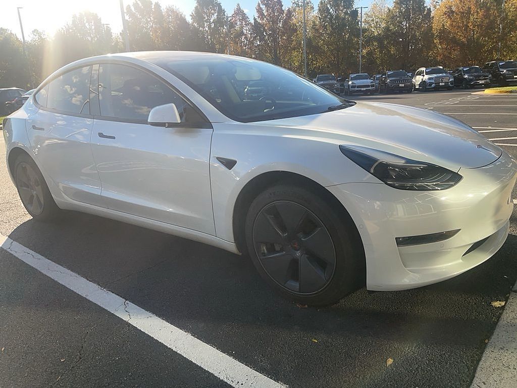 Thumbnail: 2022 Tesla Model 3 - 3