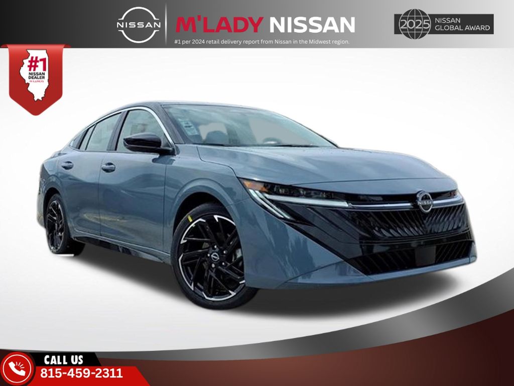 2026 Nissan Sentra SR CVT's photo