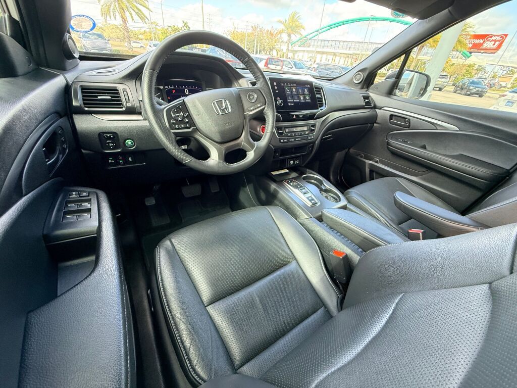 Thumbnail: 2023 Honda Passport - 22