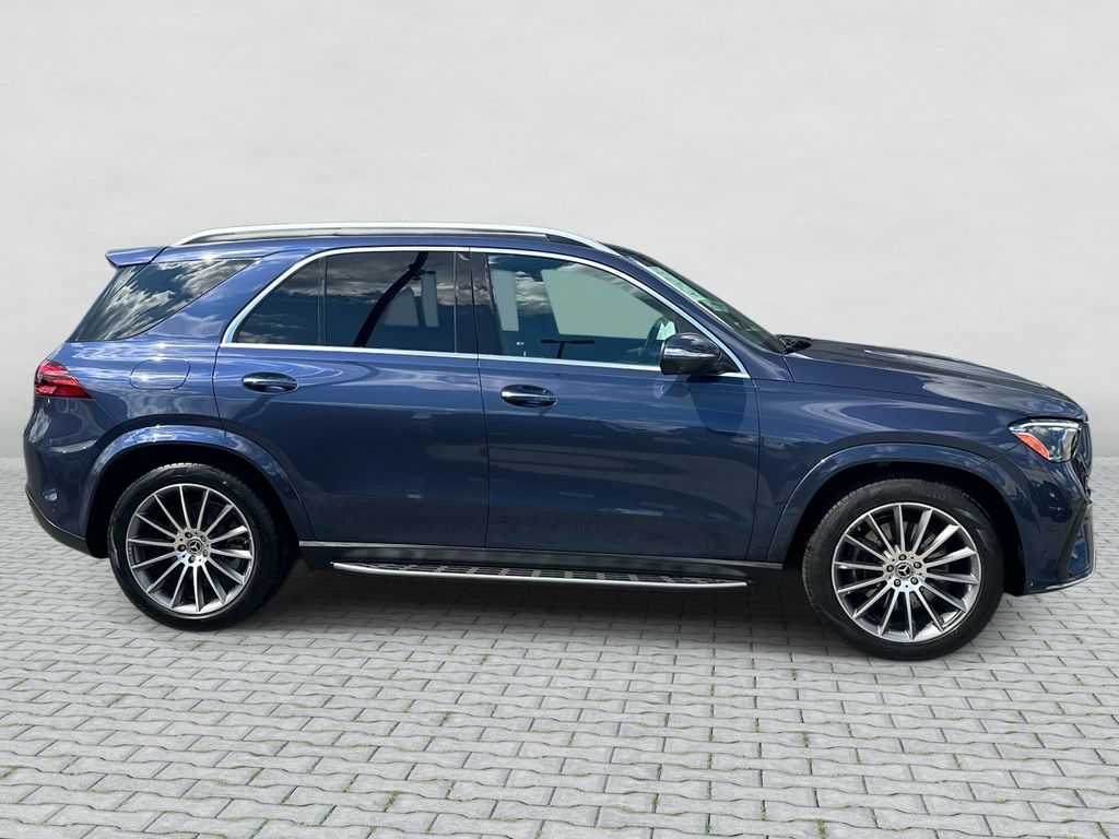 Thumbnail: 2026 Mercedes-Benz GLE - 4
