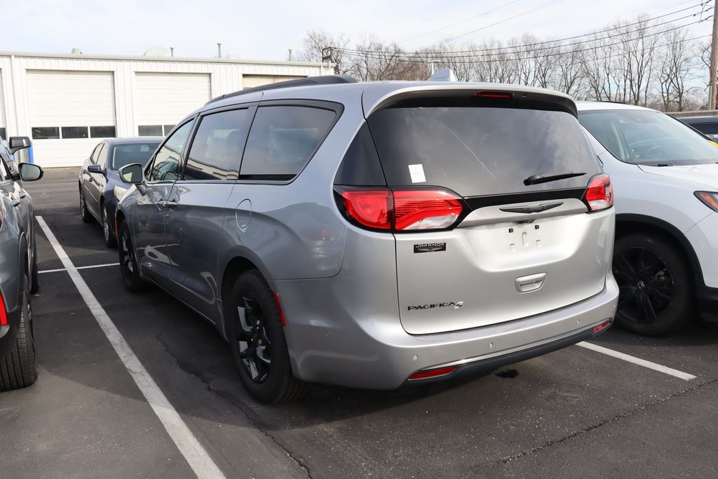 2019 Chrysler Pacifica  2