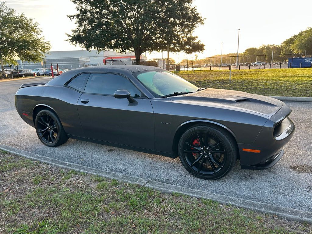 Thumbnail: 2017 Dodge Challenger - 7