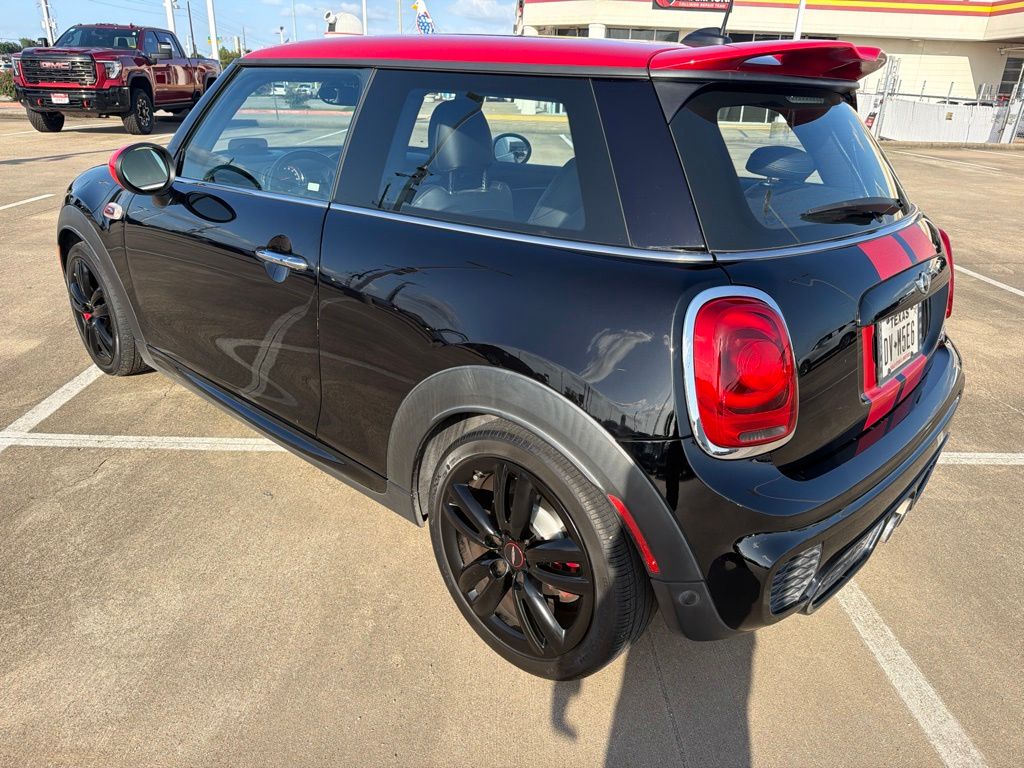 car-gallery-4