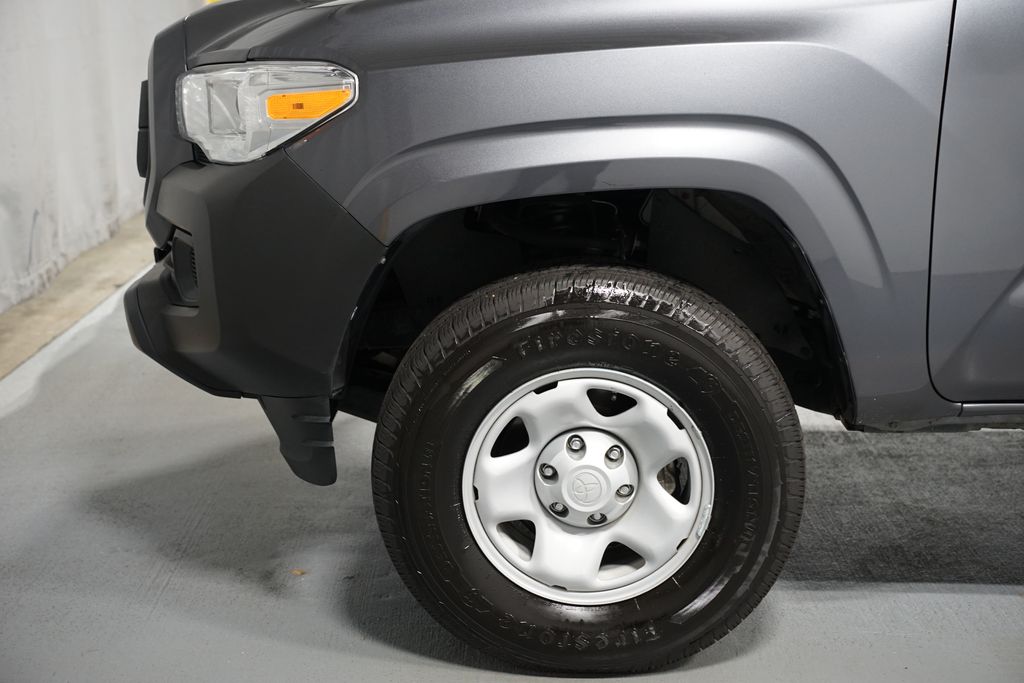 Thumbnail: 2022 Toyota Tacoma - 5