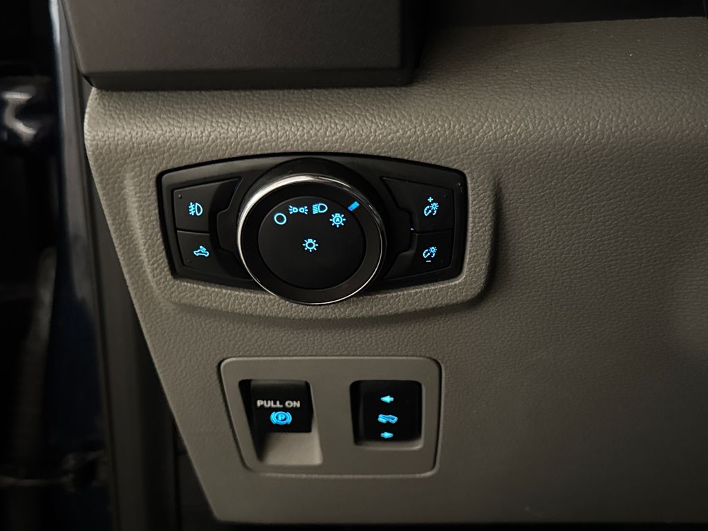 Certified Used 2019 Blue Ford XLT image 19