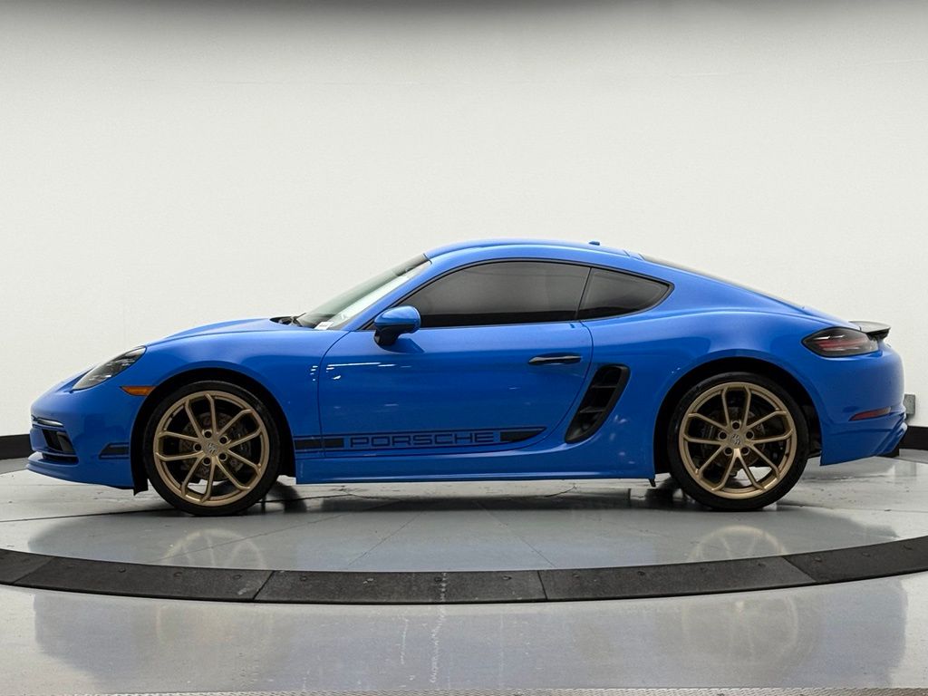 Thumbnail: 2024 Porsche 718 Cayman - 2