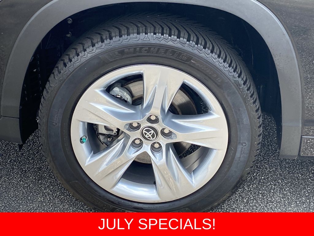 Used 2017 Toyota Highlander SUV