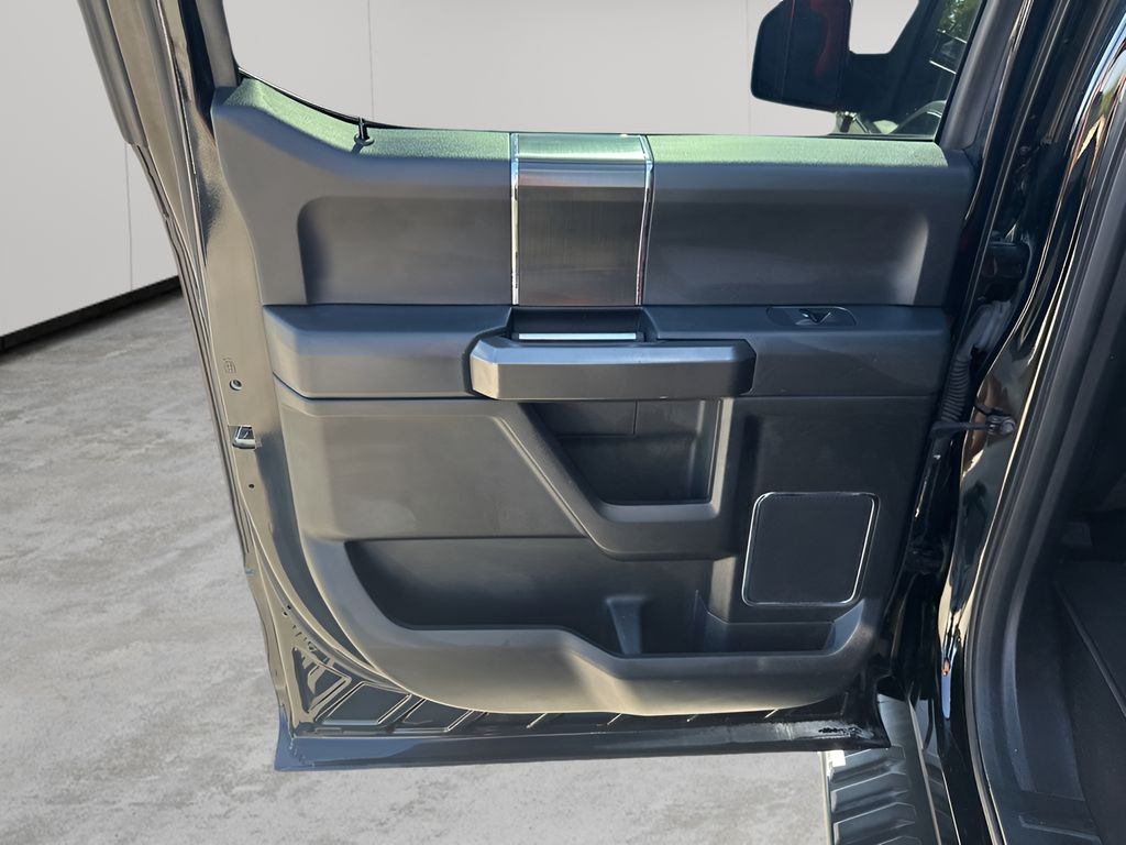 Used 2018 Black Ford Lariat image 15