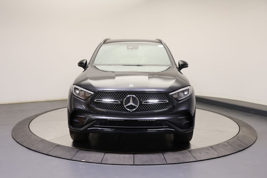 Thumbnail: 2027 Mercedes-Benz GLC - 2