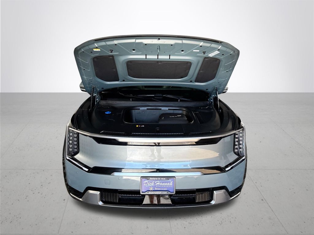 2024 Kia EV9 Land