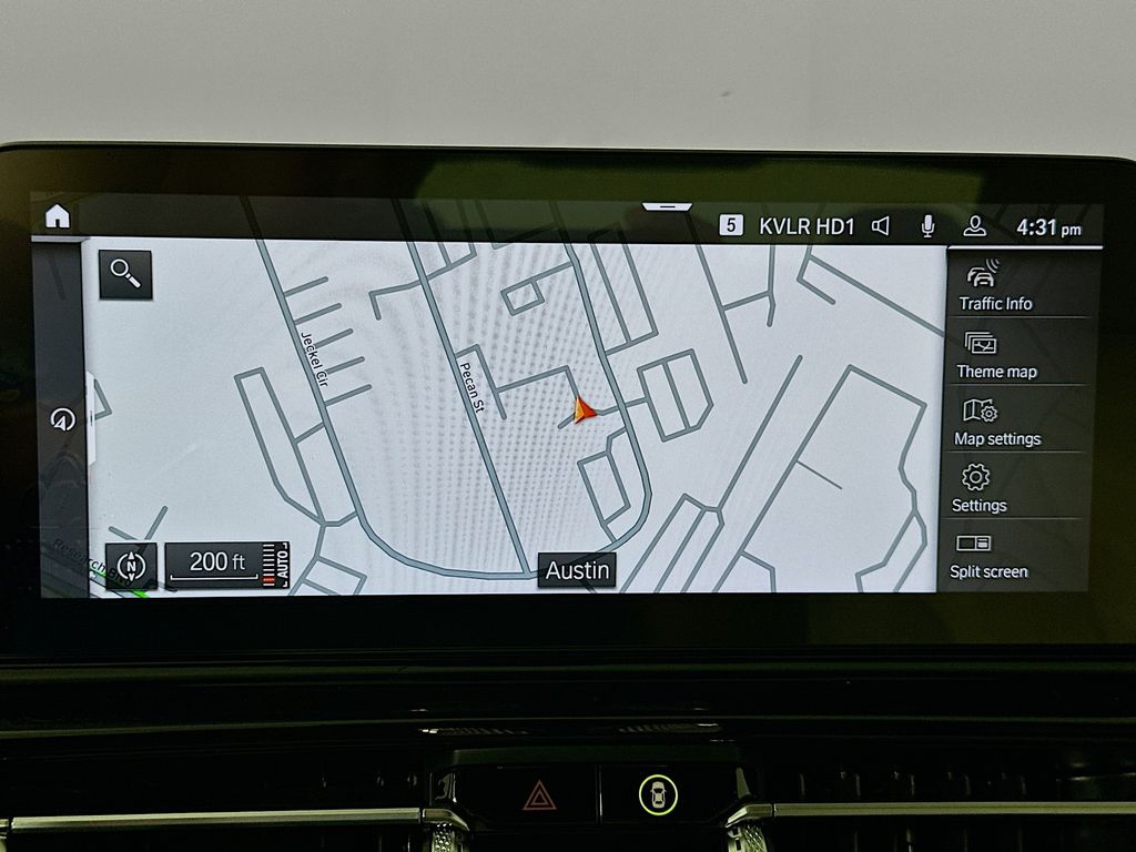 Thumbnail: 2026 BMW 8 Series - 12