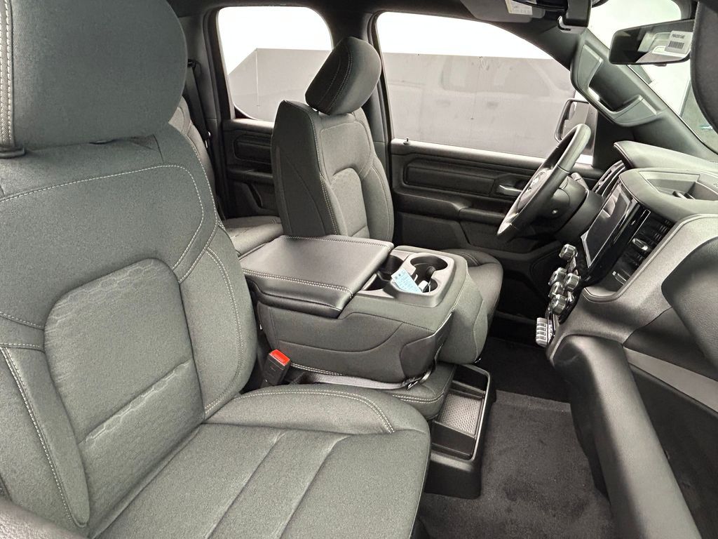 New 2026 Bright White Clearcoat Ram Tradesman image 38