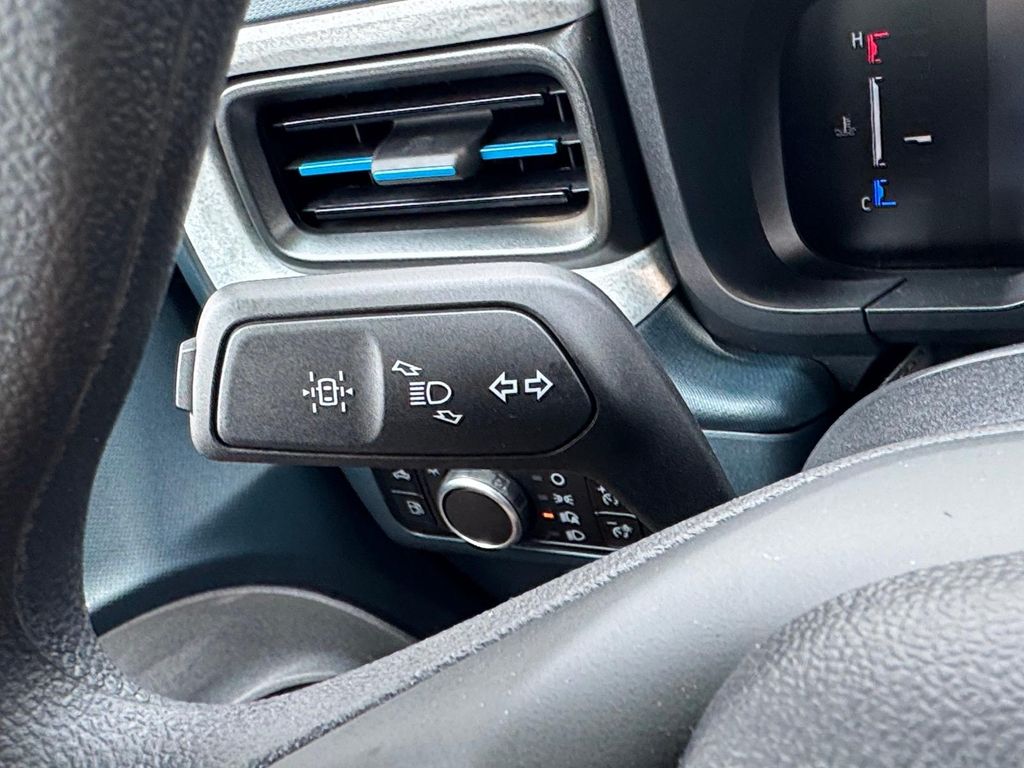 New 2026 Shadow Black Ford XLT image 23