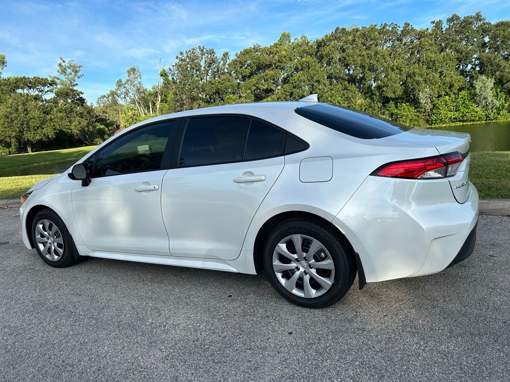 Thumbnail: 2025 Toyota Corolla - 3