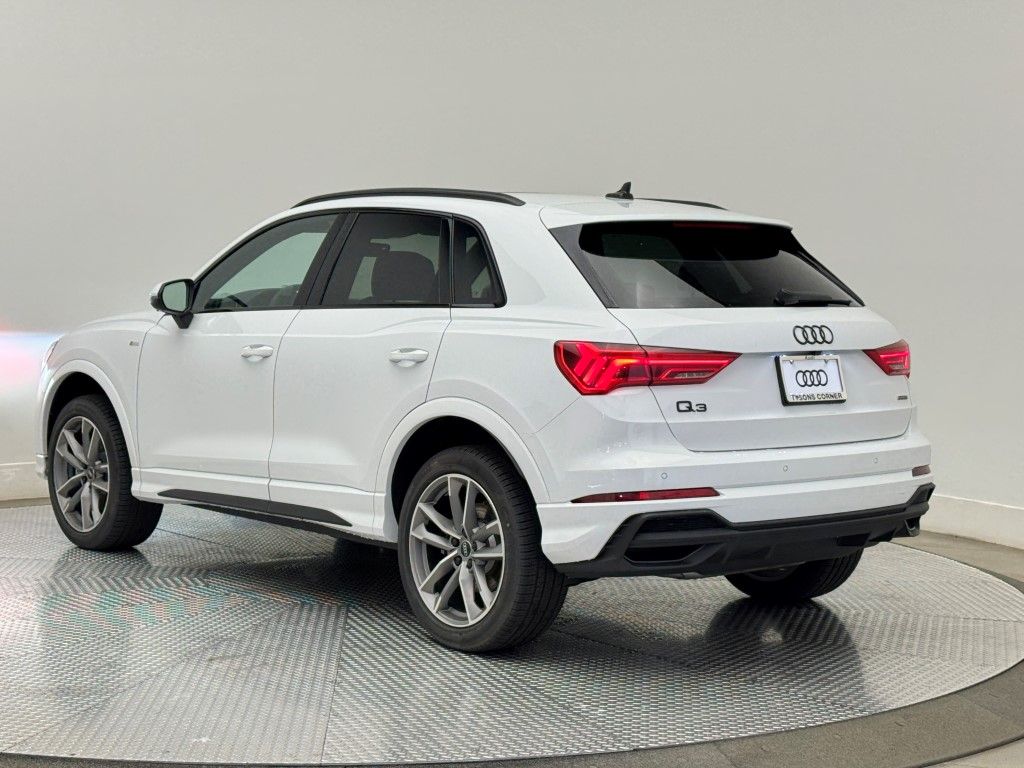 2025 Audi Q3  7