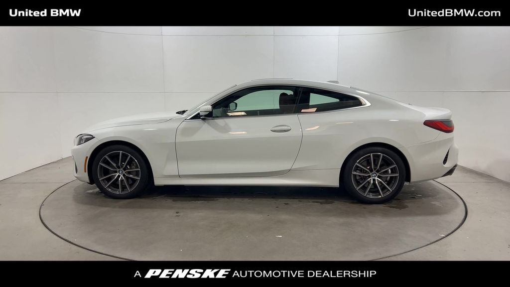 Thumbnail: 2025 BMW 4 Series - 5