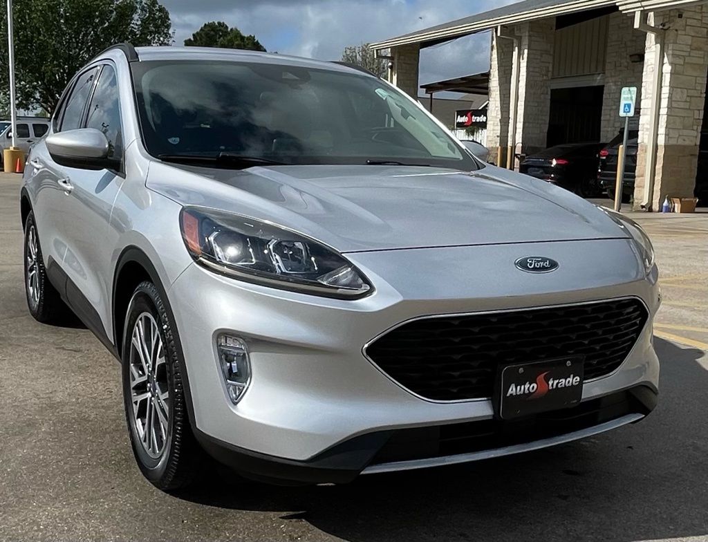 2020 Ford Escape SEL Silver at Don McGill Toyota