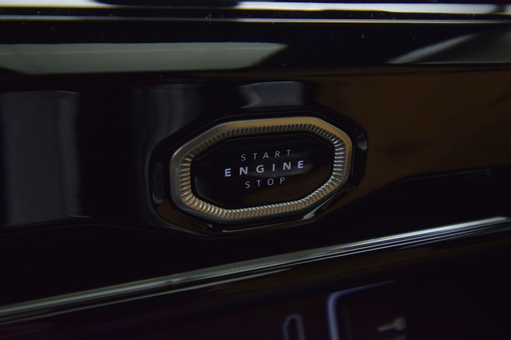 new 2026 Jeep Grand Cherokee L car, priced at $62,321
