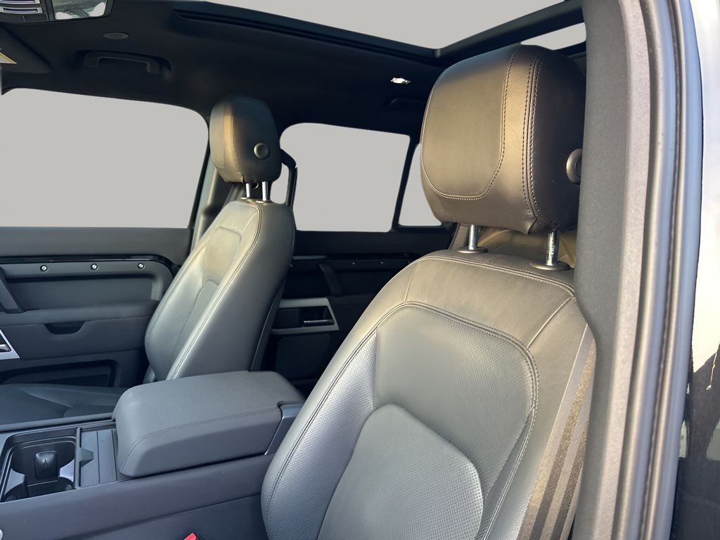 Used Car 2023 Land Rover Defender 110  Se For Sale Under $60,000 In Austin, Texas