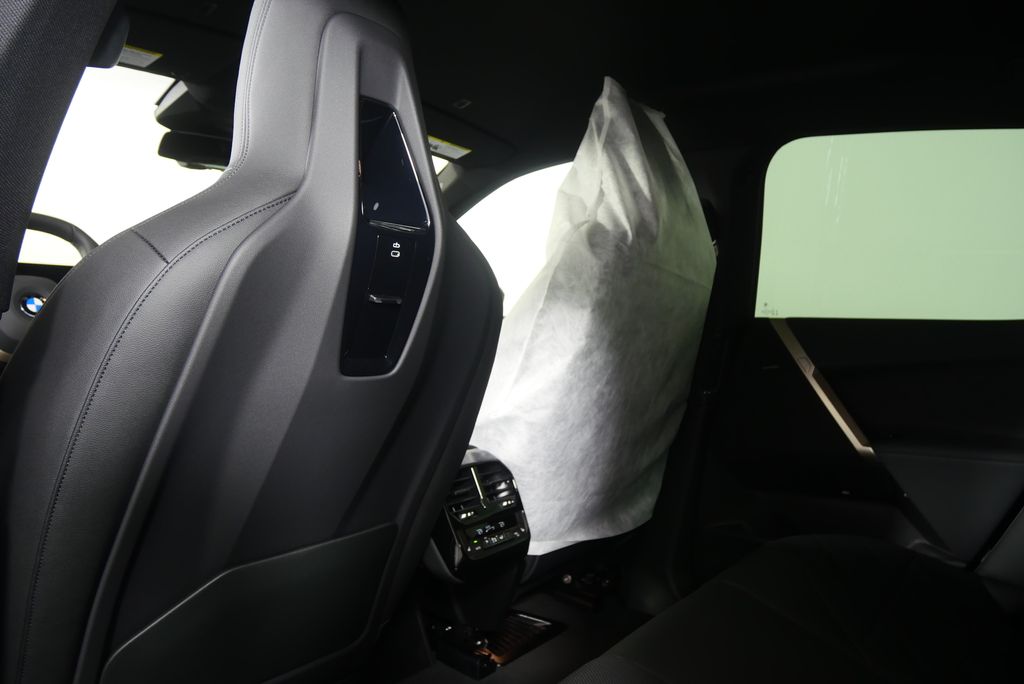 Thumbnail: 2026 BMW iX - 16