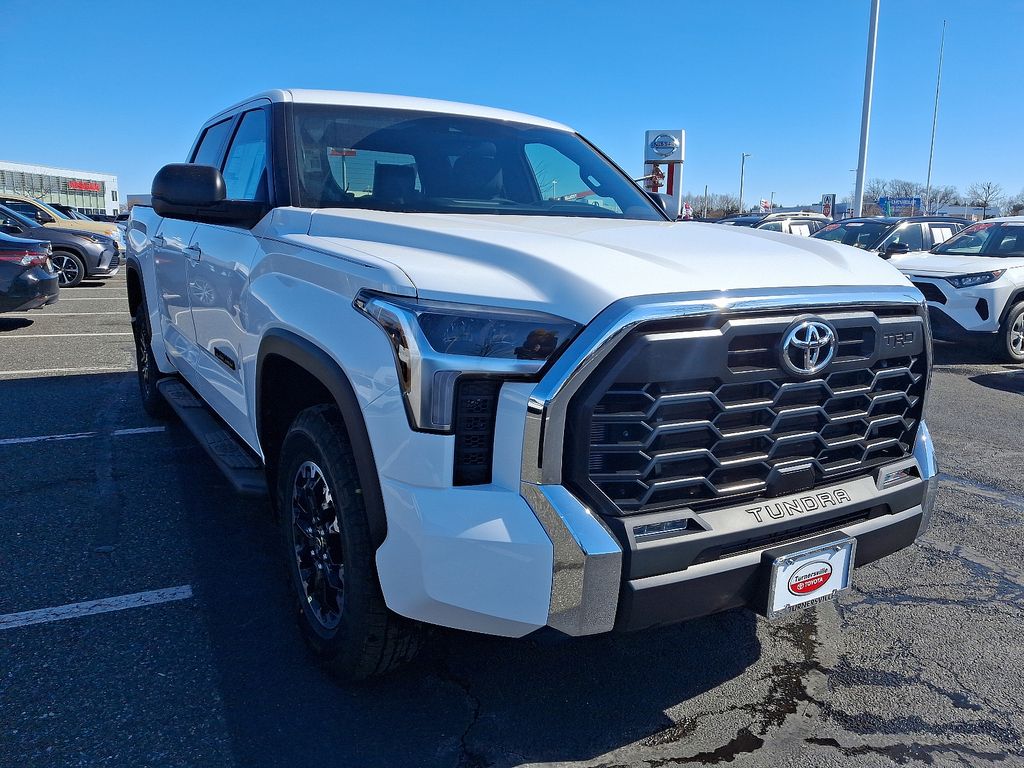 2025 Toyota Tundra SR5 2