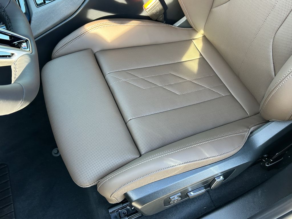 Thumbnail: 2026 BMW X3 - 15