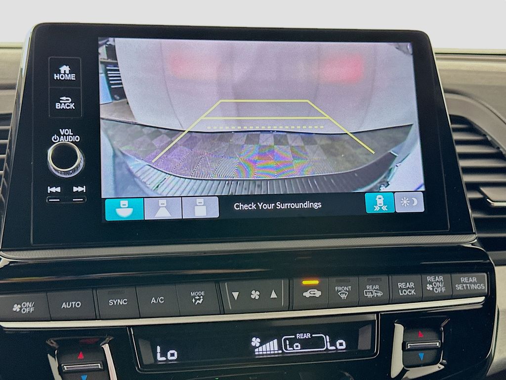 Thumbnail: 2026 Honda Odyssey - 12