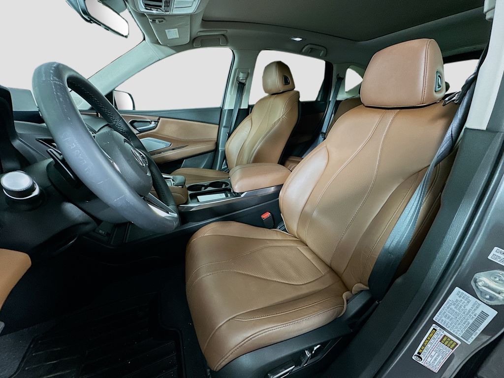 used 2025 Acura RDX car, priced at $40,799