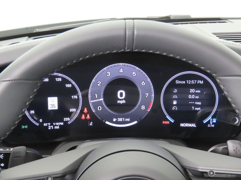 Thumbnail: 2025 Porsche 911 - 17