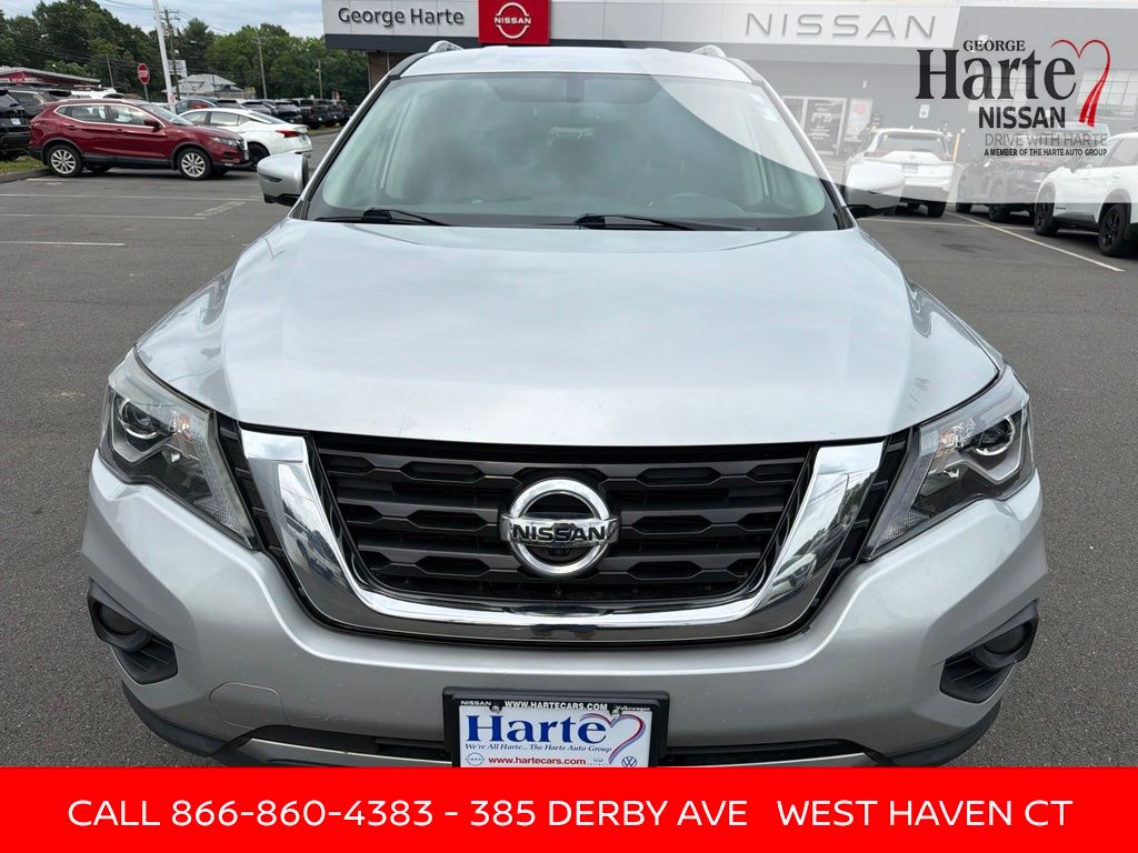 2020 Nissan Pathfinder SL