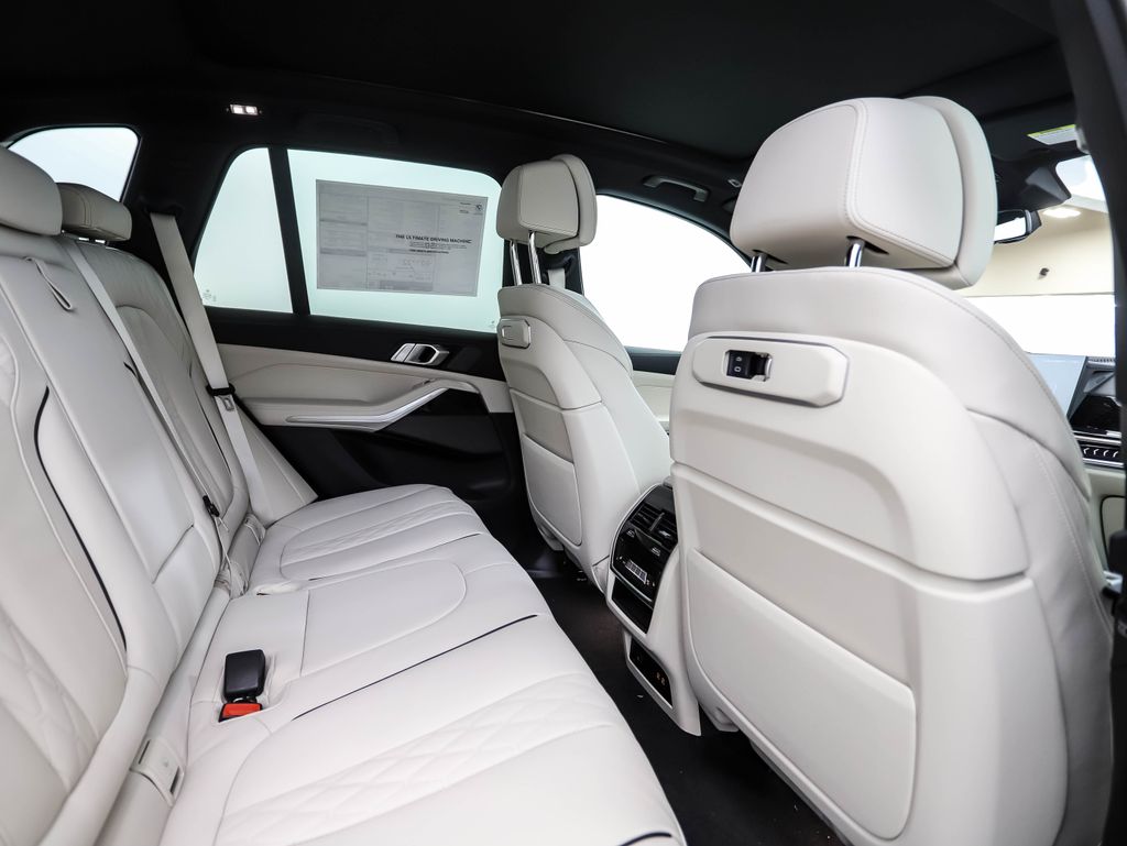 2026 BMW X5 xDrive50e 23