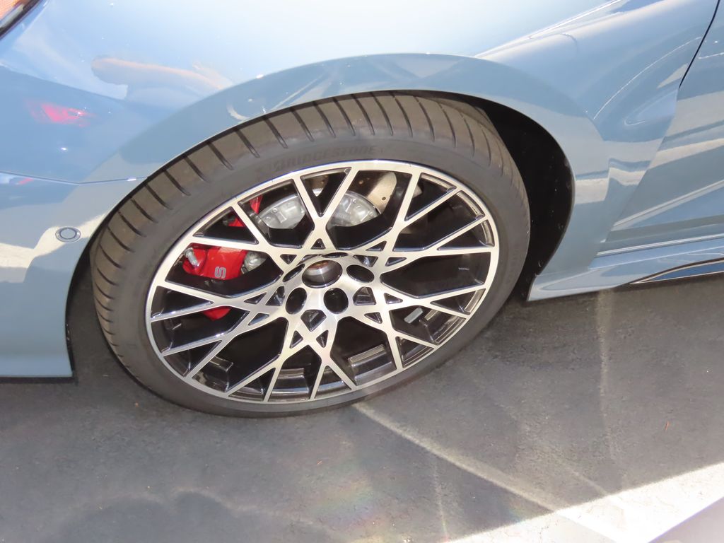 Thumbnail: 2025 Audi RS 3 - 3