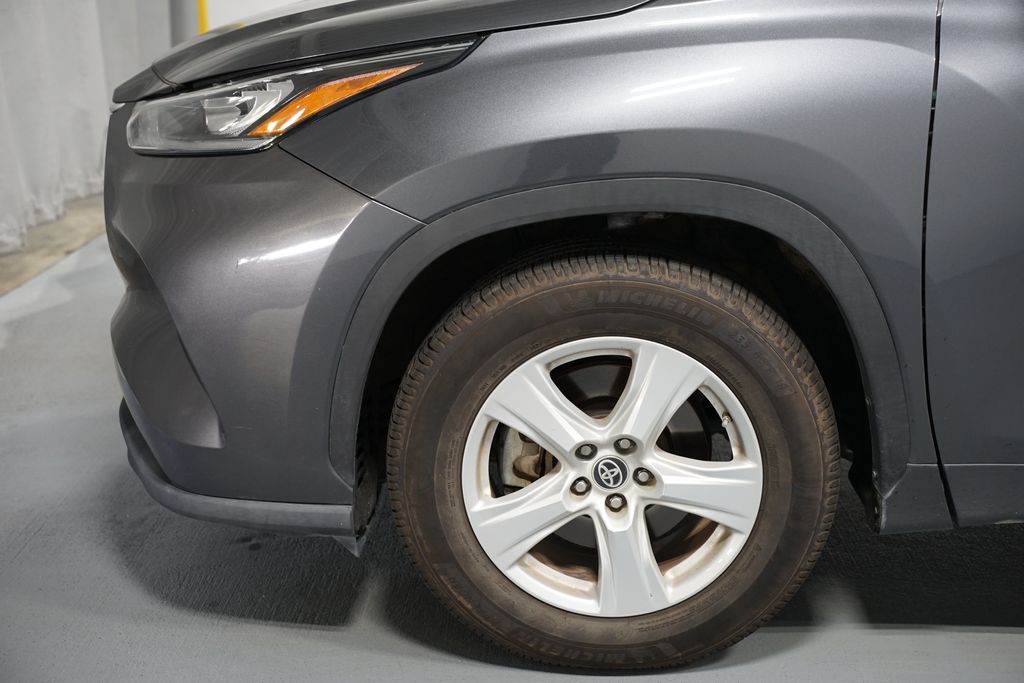 Thumbnail: 2020 Toyota Highlander - 5