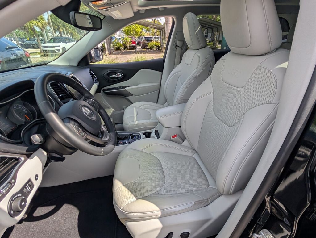 used 2019 Jeep Cherokee car, priced at $15,998