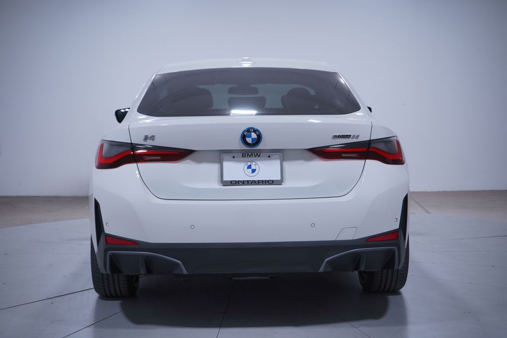 Thumbnail: 2023 BMW i4 - 5