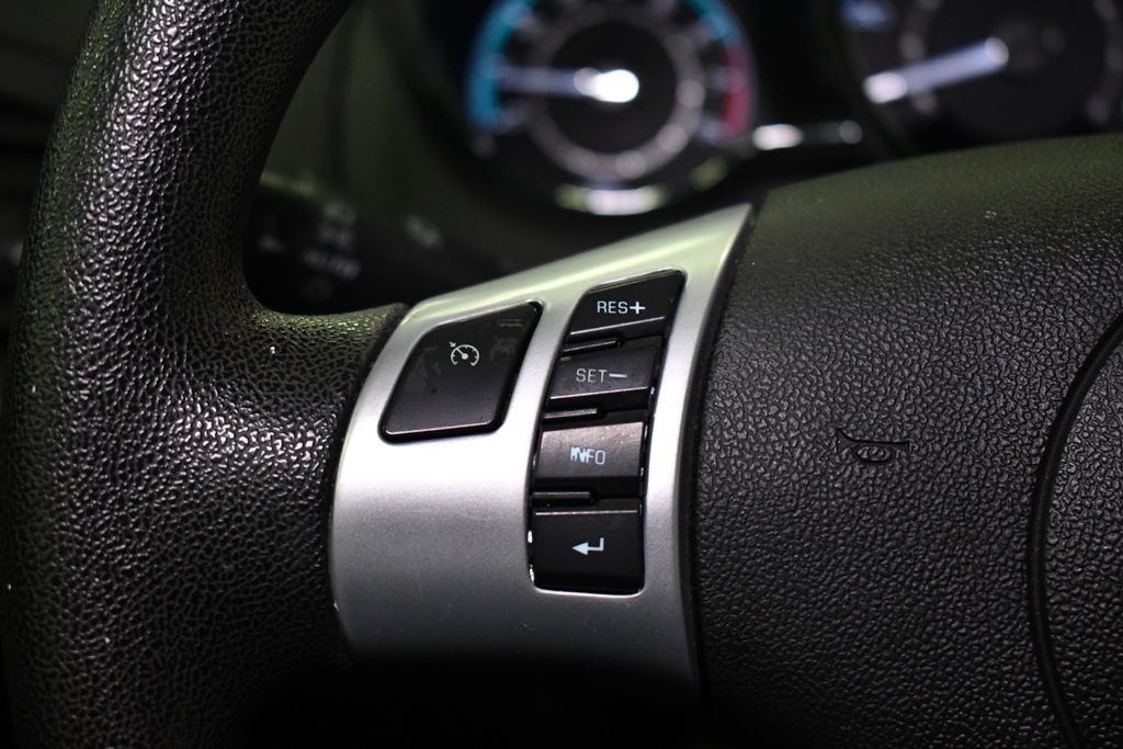 Thumbnail: 2009 Chevrolet Malibu - 20