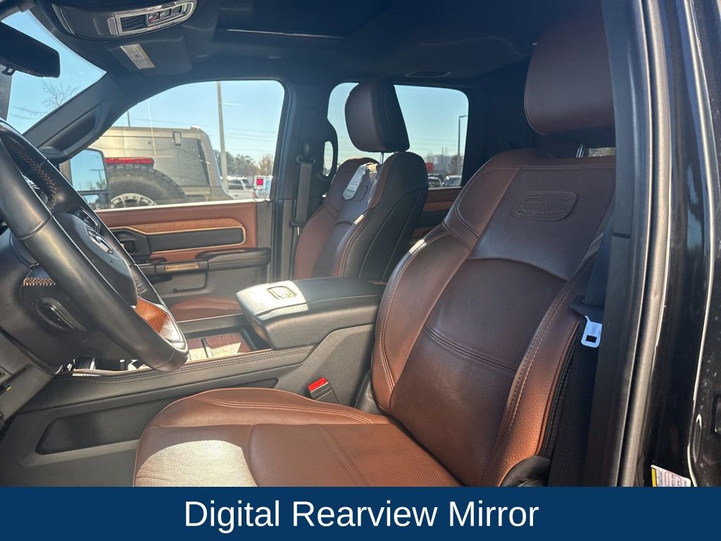 2023 Ram 3500 Limited Longhorn Crew Cab 4x4 8' Box