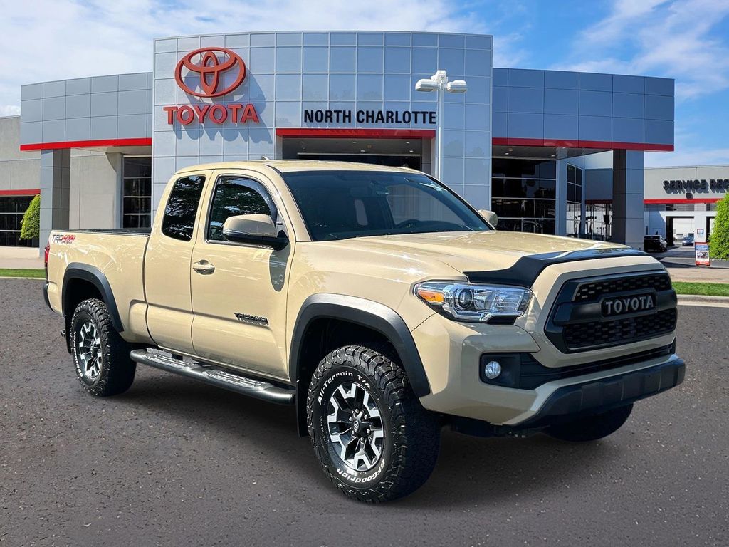 2017 Toyota Tacoma Quicksand Camioneta Todo terreno 6 velocidades Automática