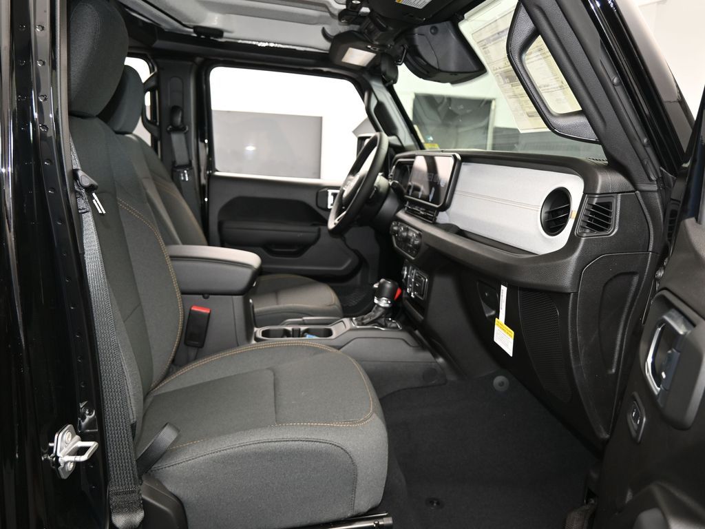 New 2026 black clearcoat Jeep Sport S image 36