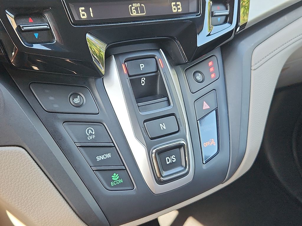 Thumbnail: 2020 Honda Odyssey - 15
