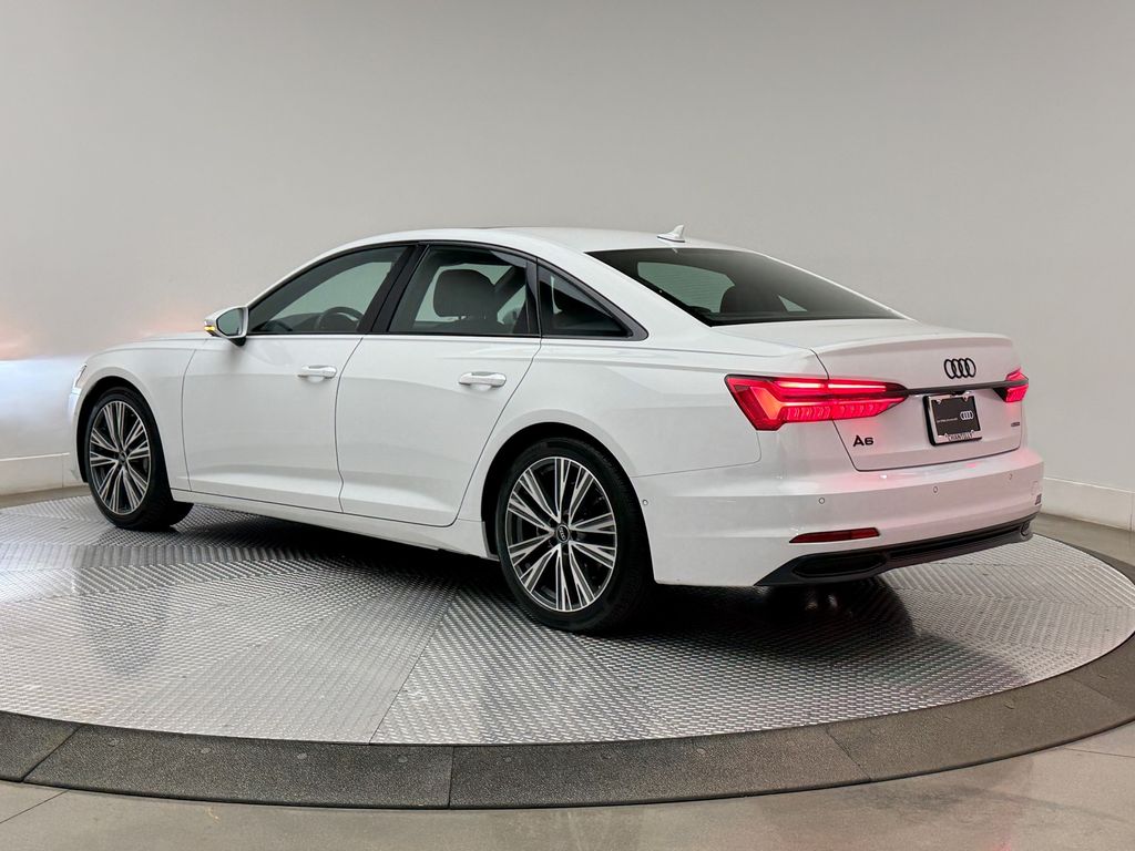 Thumbnail: 2023 Audi A6 - 10