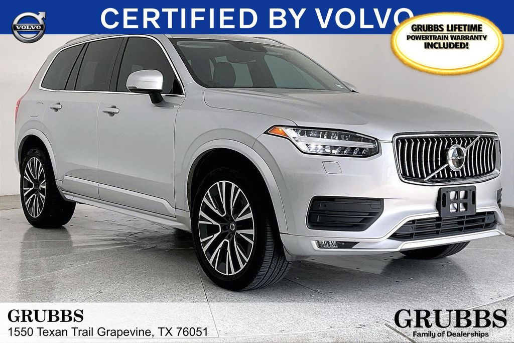 2022 Volvo XC90 T5 Momentum AWD
