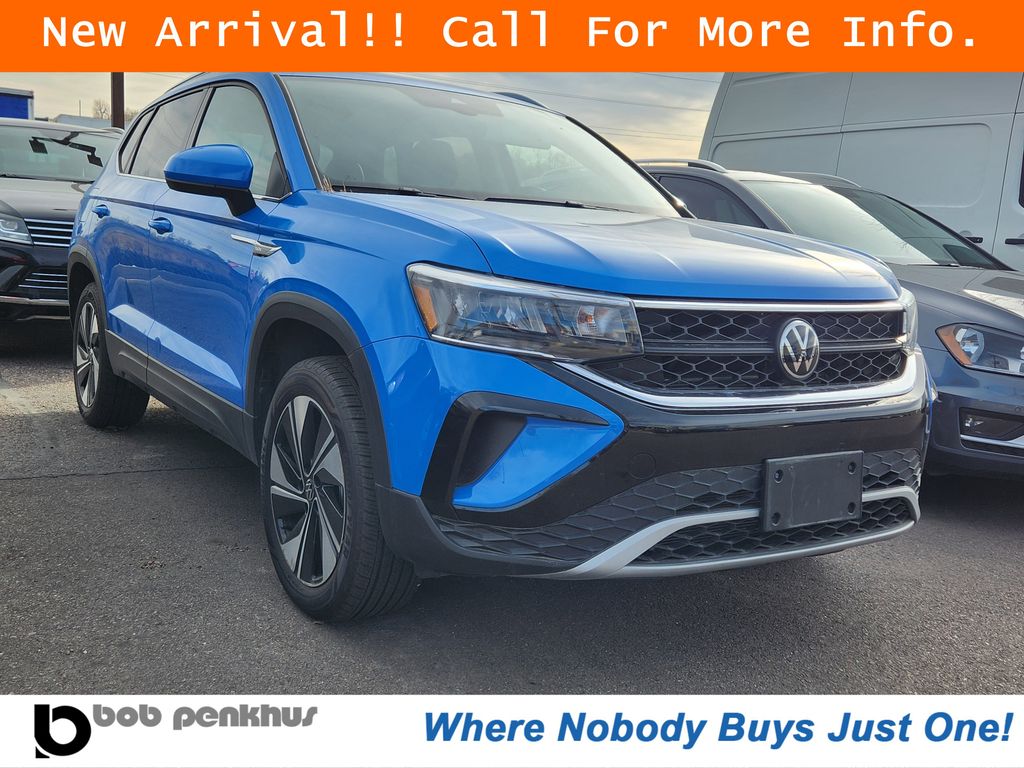 2024 Volkswagen Taos SE 4Motion