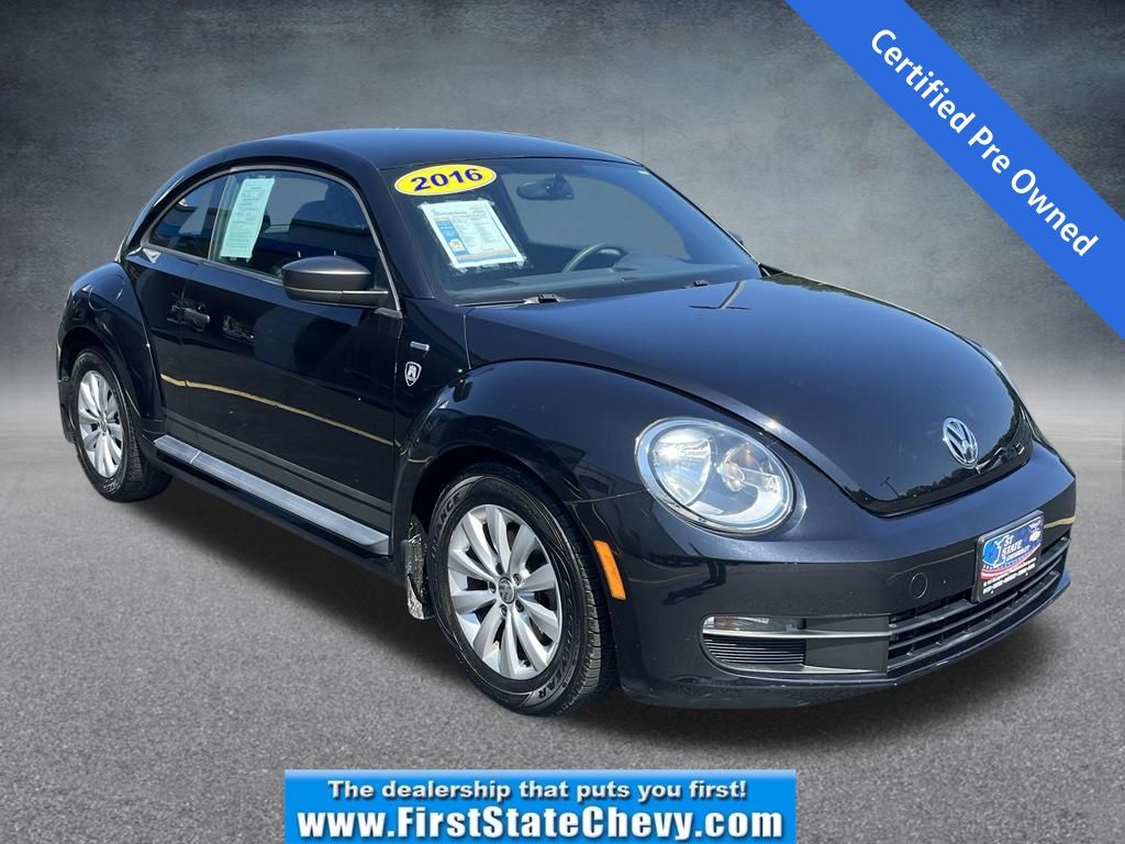 Deep Black 2016 Volkswagen Beetle Hatchback Front-Wheel Drive 6-Speed Automatic