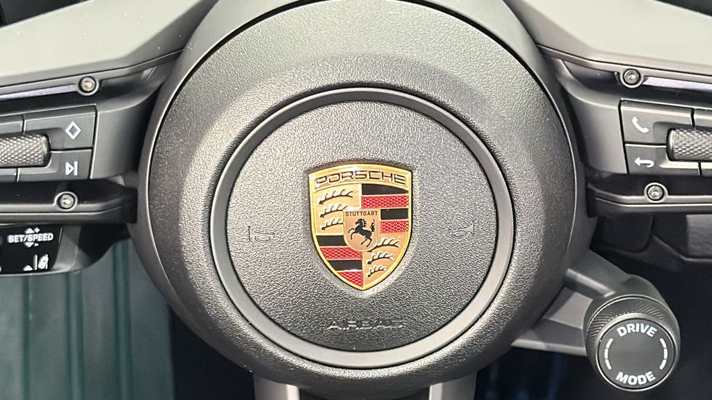 Thumbnail: 2025 Porsche Panamera - 20